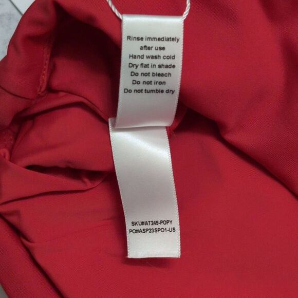 NWT Andie Red White Trim Adjustable Strap The Bells Top Bikini Swimsuit XXXL - Picture 7 of 9